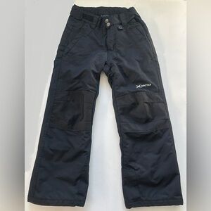 Arctix kid’s unisex ski snow insulated pant, reinforced knees seat.  Size 5.